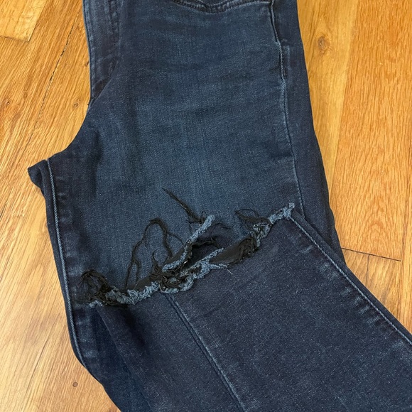 Joe’s Jeans Flawless The Icon Mid-Rise Skinny Ankle with frayed ends, Size 26 - Picture 3 of 6
